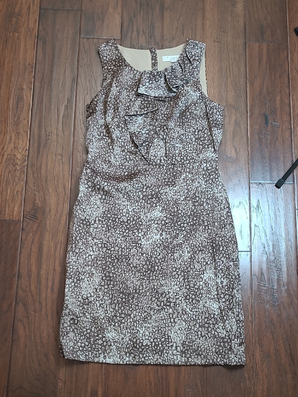 NWT Ann Taylor LOFT Brown Animal Print Ruffle Neck Sleeveless Dress size 6